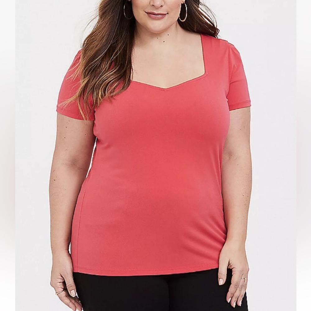 NWT SZ 4 Torrid Coral Crepe Sweetheart Blouse